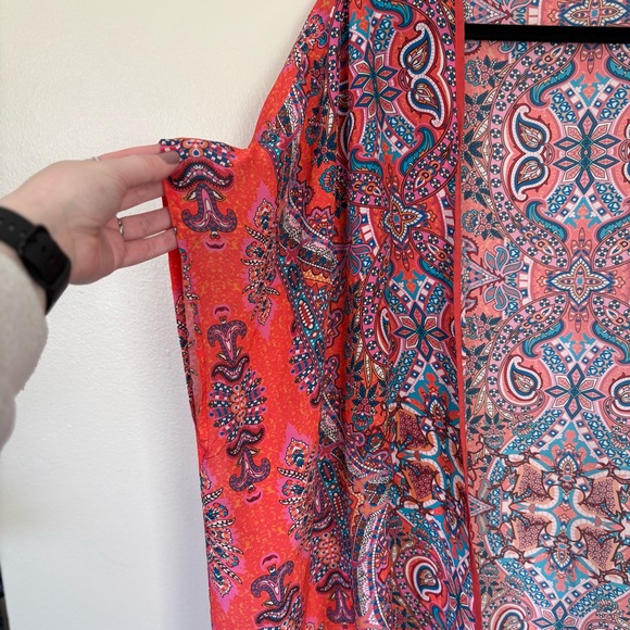 Feathers by Tolani | Vintage Anthropologie | Akari Kimono | One Size - Picture 7 of 12